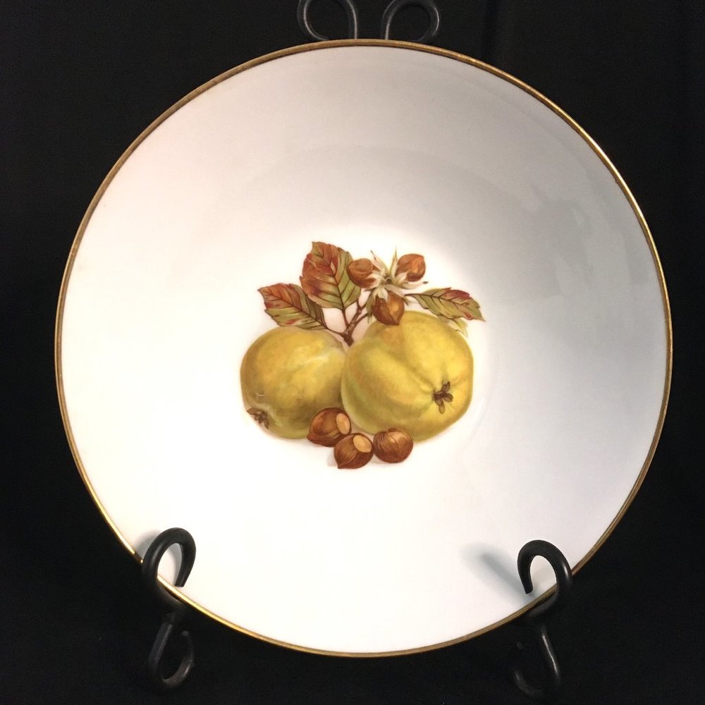 Large Serving Bowl Alboth & Kaiser Bavaria #1599 Fruit Nuts Pattern White, Gold